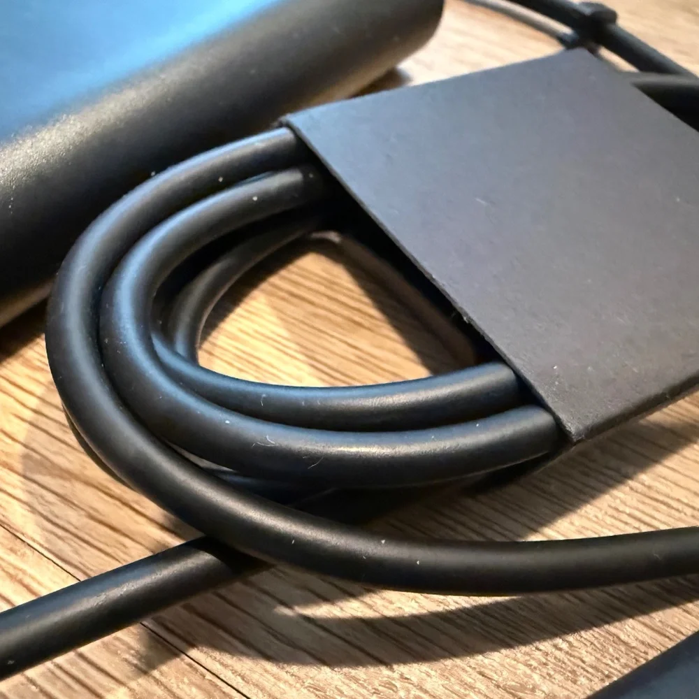 NEW Genuine OEM 130W Charger for Dell XPS 15, Inspiron 13 7000 Series, Vostro, P